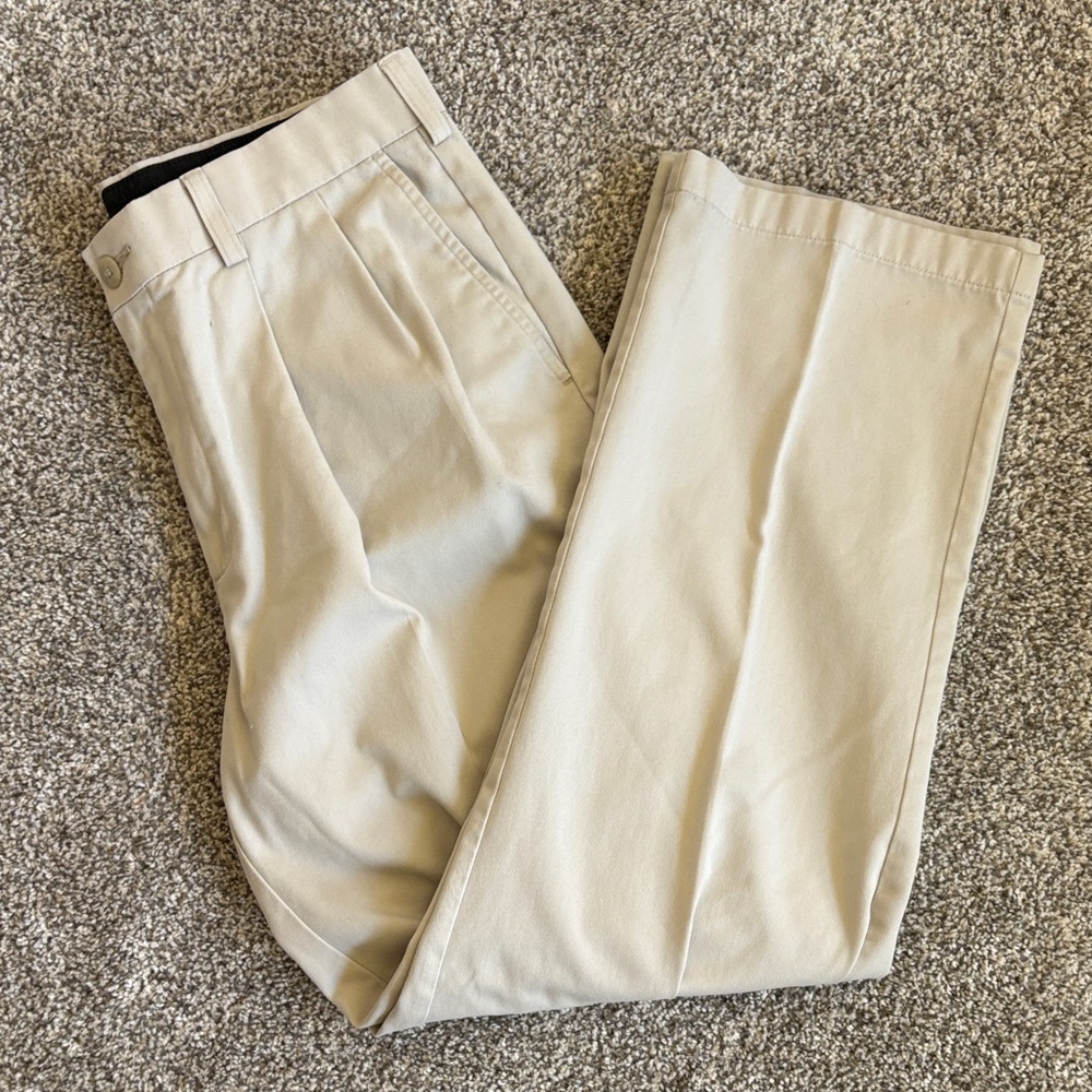 Croft & Barrow Men's Khaki Chinos